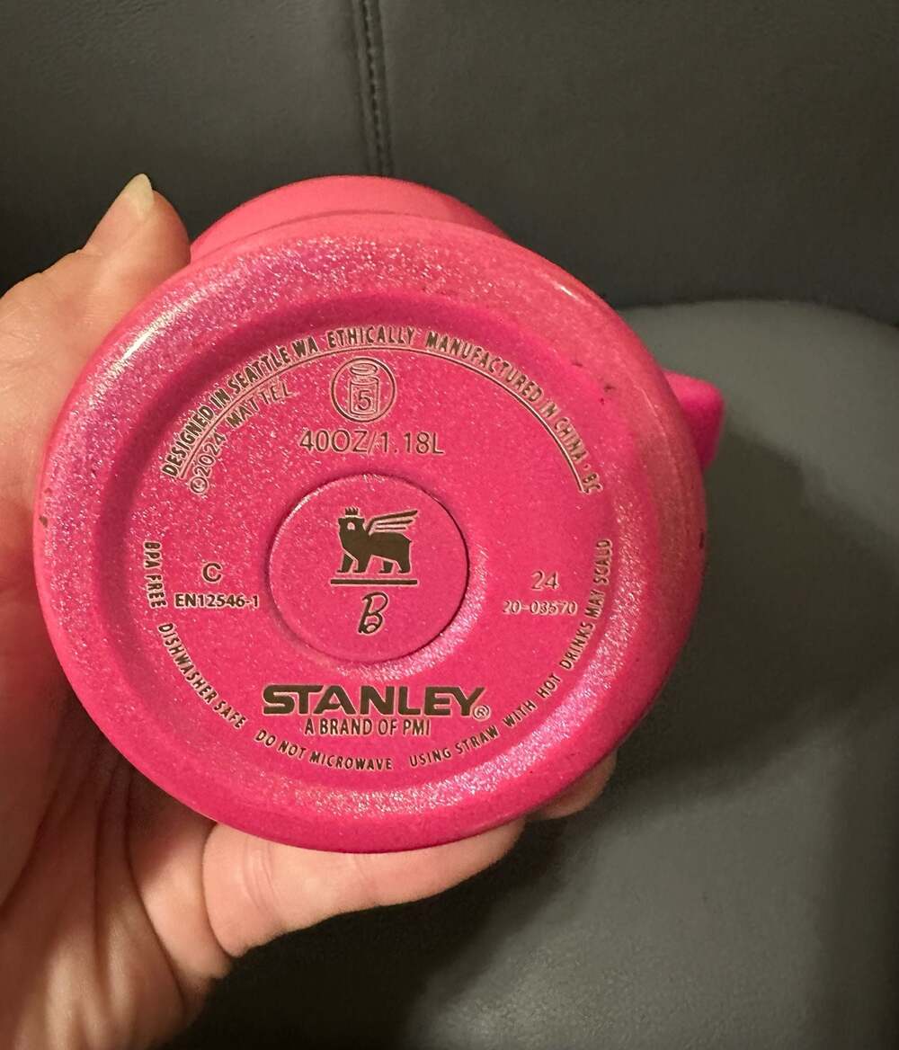 Stanley x Barbie Icon 40oz Quencher H2.0 FlowState Tumbler - Picture 7 of 12